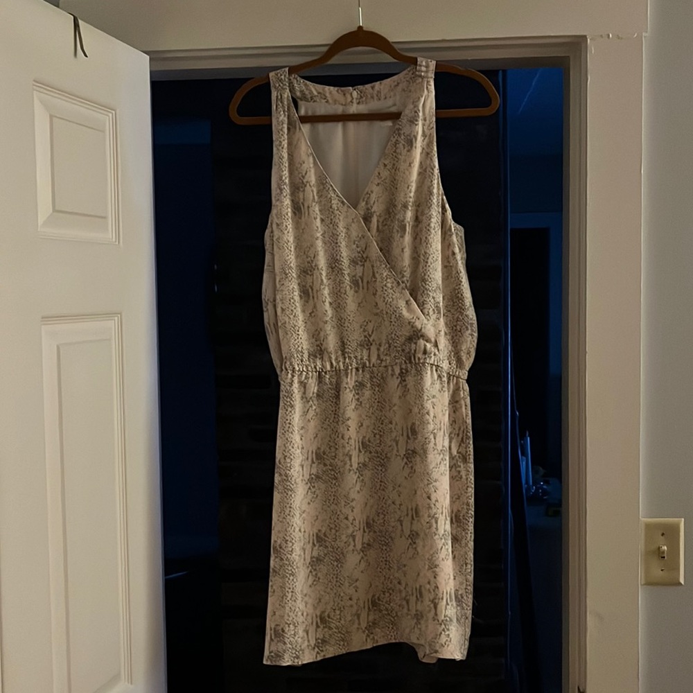 Garnet Hill 16 faux wrap snakeskin print - Picture 1 of 8